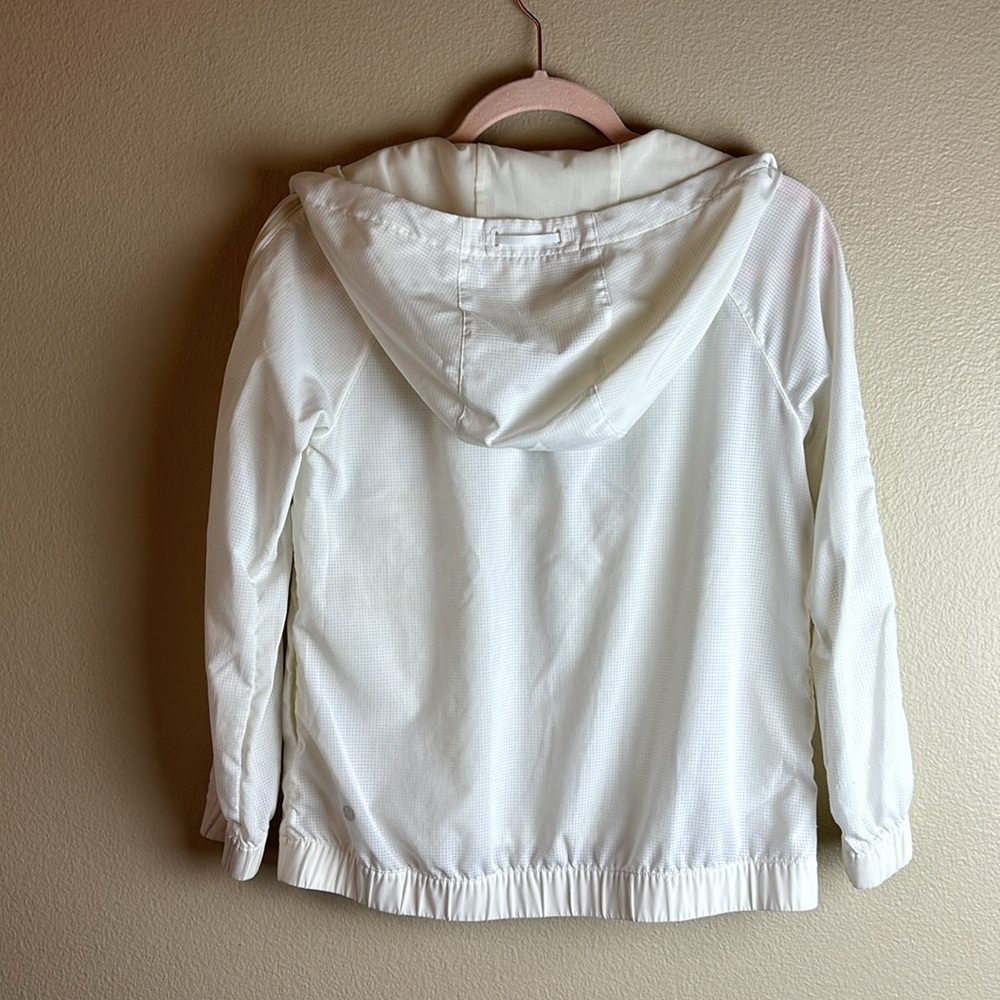 Lululemon Pack Light Pullover Jacket - image 2